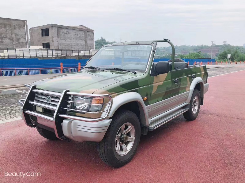 成都18年三菱帕杰罗6