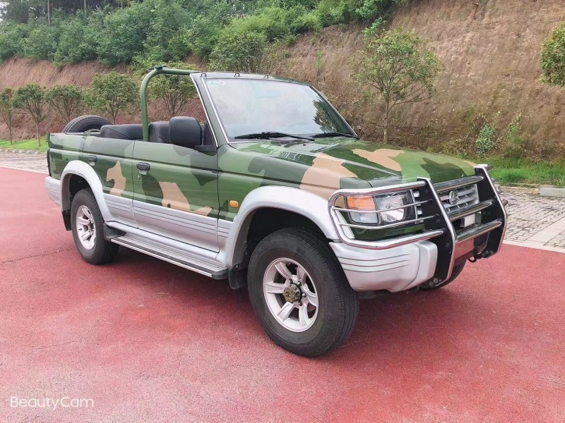 成都18年三菱帕杰罗3