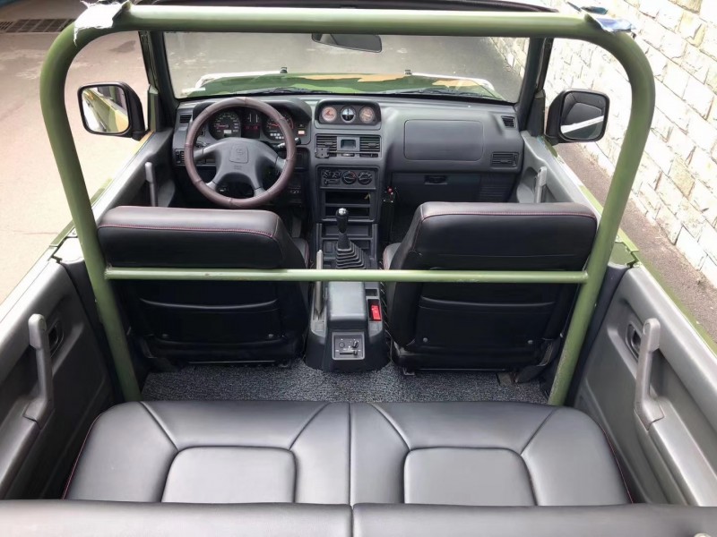 成都18年三菱帕杰罗7