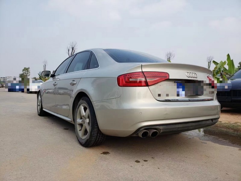 东莞15年奥迪A4L8