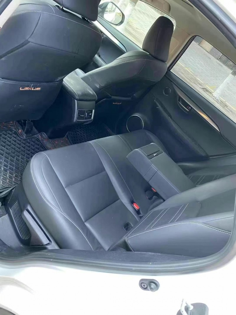 益阳15年雷克萨斯NX2