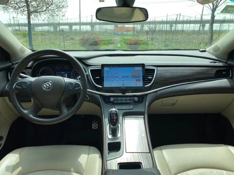 徐州17年别克君越7