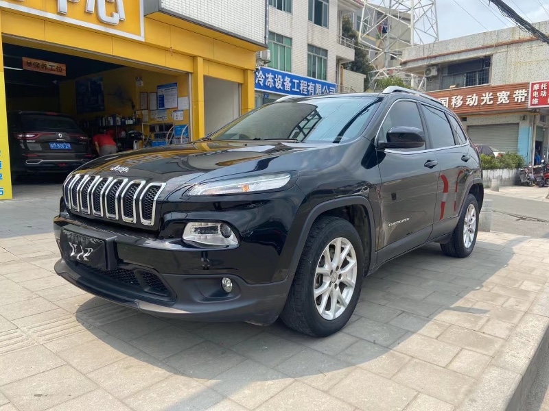 廣州17年Jeep自由光3