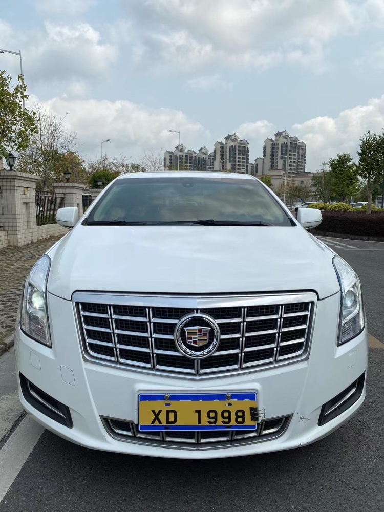 中山15年凯迪拉克XTS1