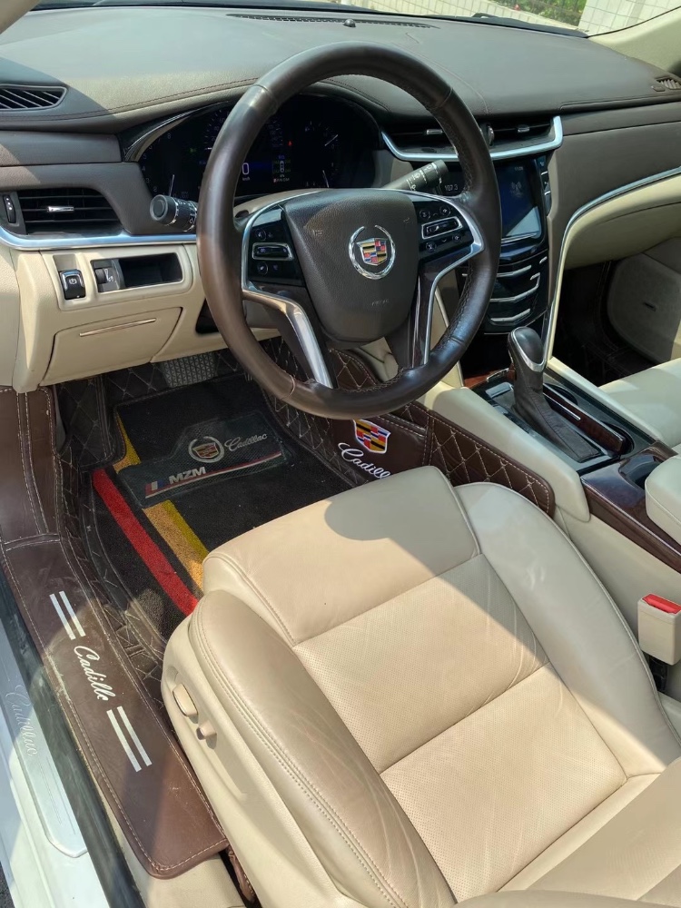 中山15年凯迪拉克XTS5