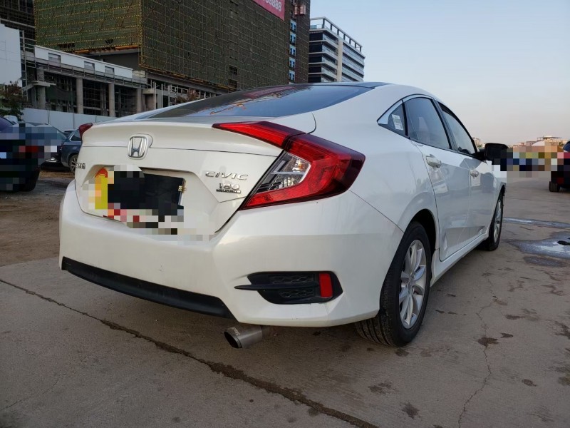 东莞19年本田思域8