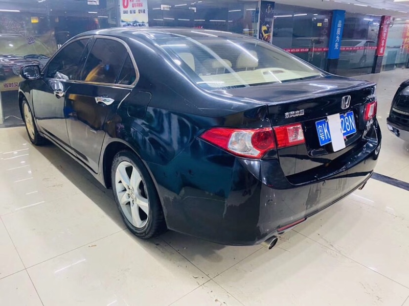 东莞12年本田思铂睿3