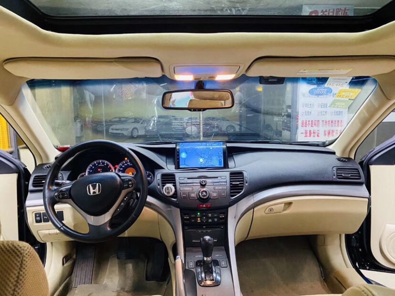 东莞12年本田思铂睿1