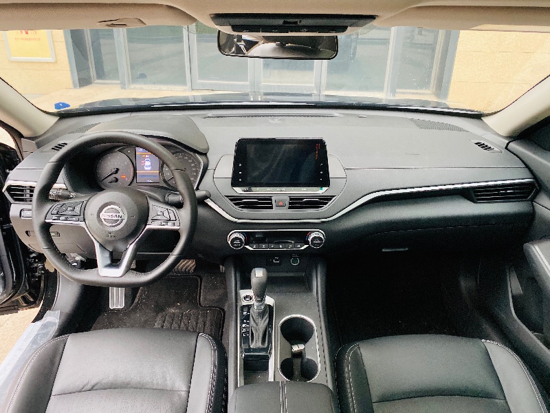 东莞20年日产天籁1