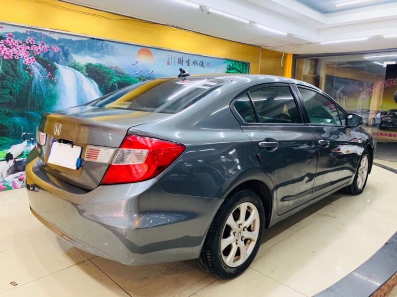东莞11年本田思域3