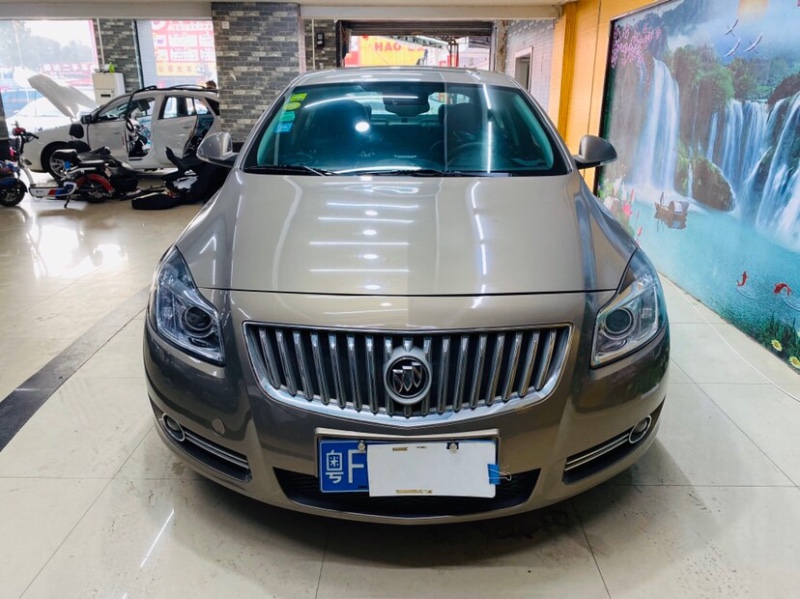 东莞12年别克君威7