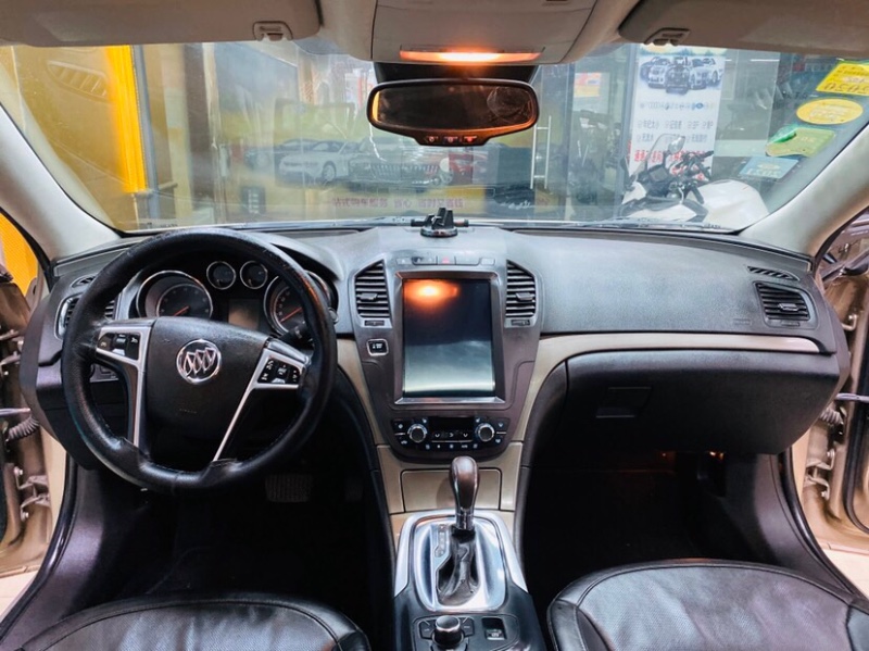 东莞12年别克君威1