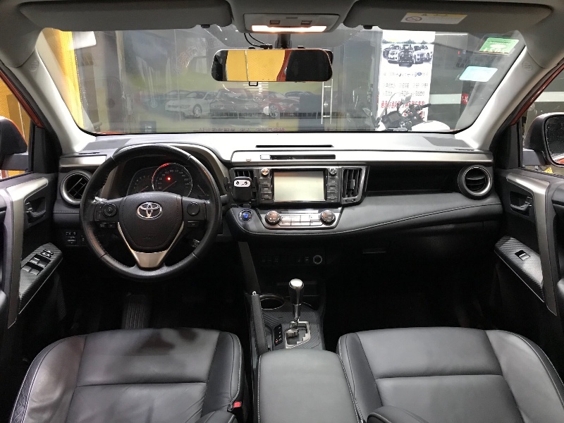 东莞15年丰田RAV4荣放1
