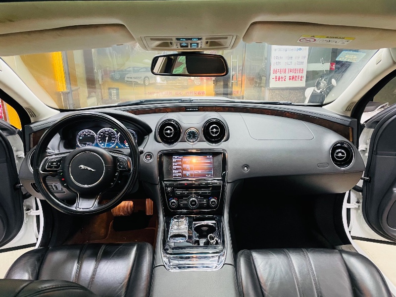 东莞15年捷豹XJ1