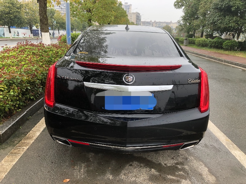 懷化13年凱迪拉克XTS4