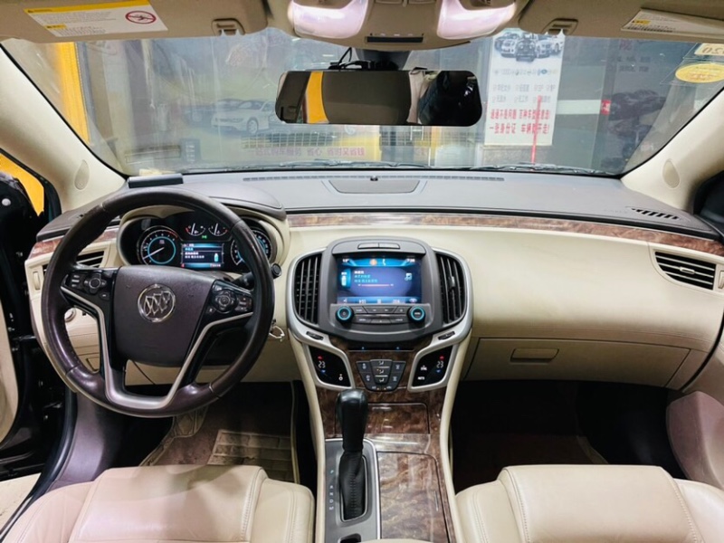 东莞13年别克君越1