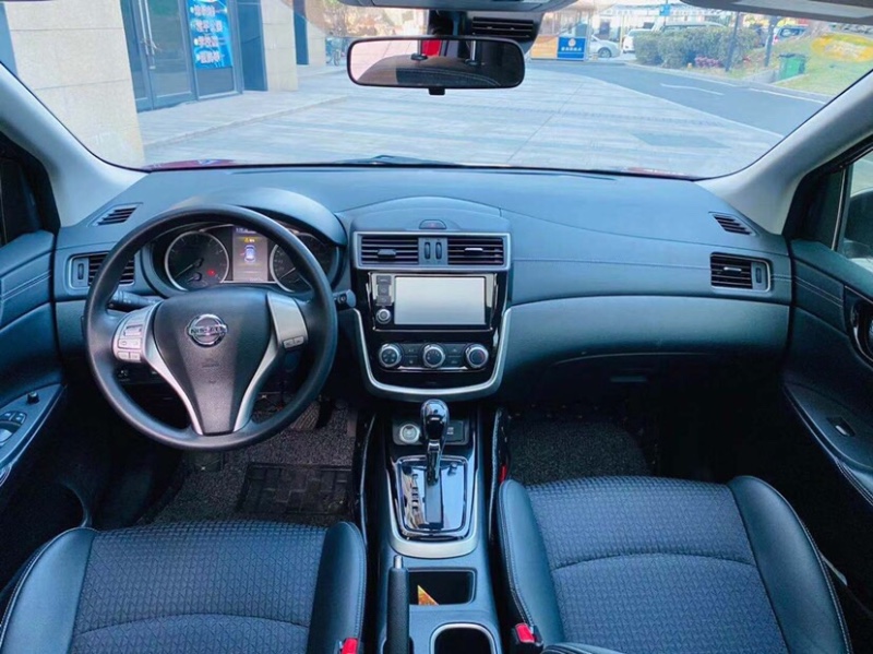 东莞18年日产骐达1