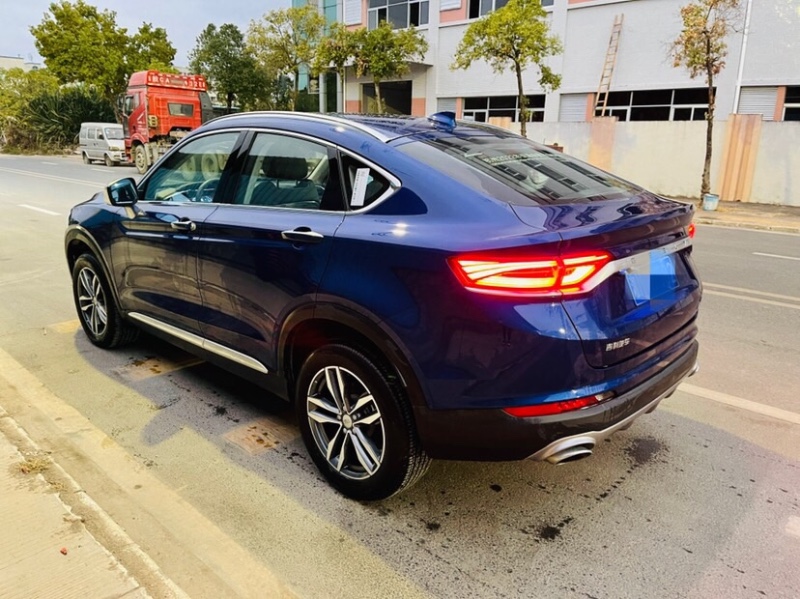 东莞20年吉利博越5