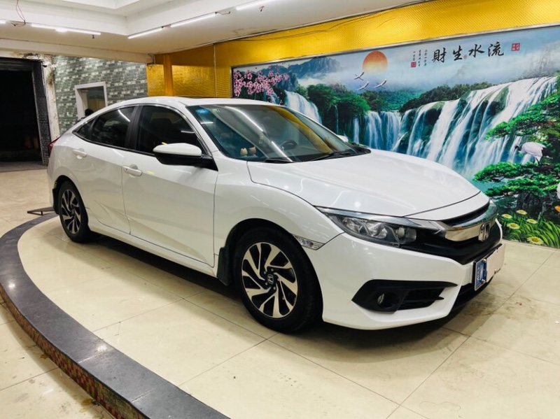 东莞17年本田思域5
