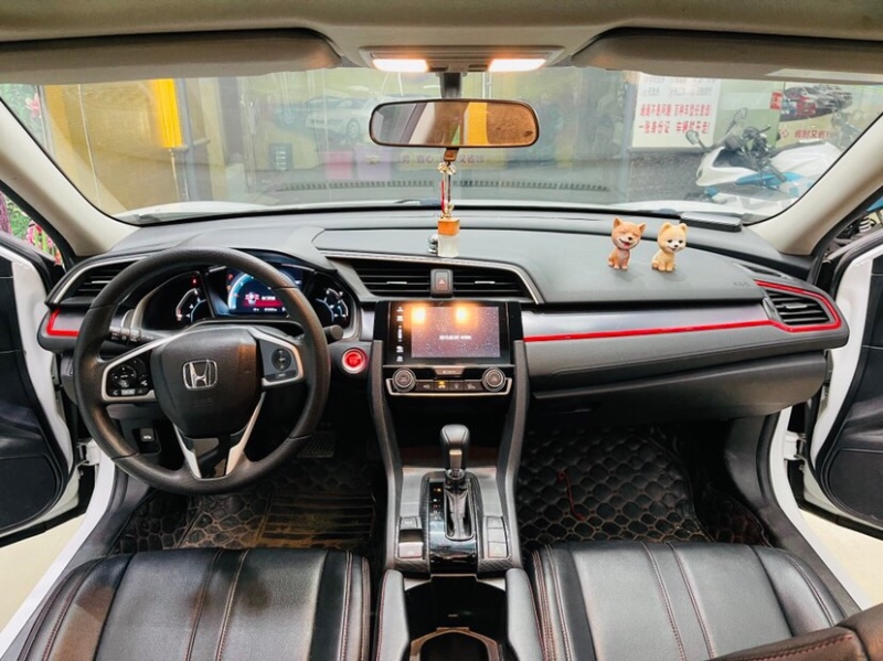 东莞17年本田思域7