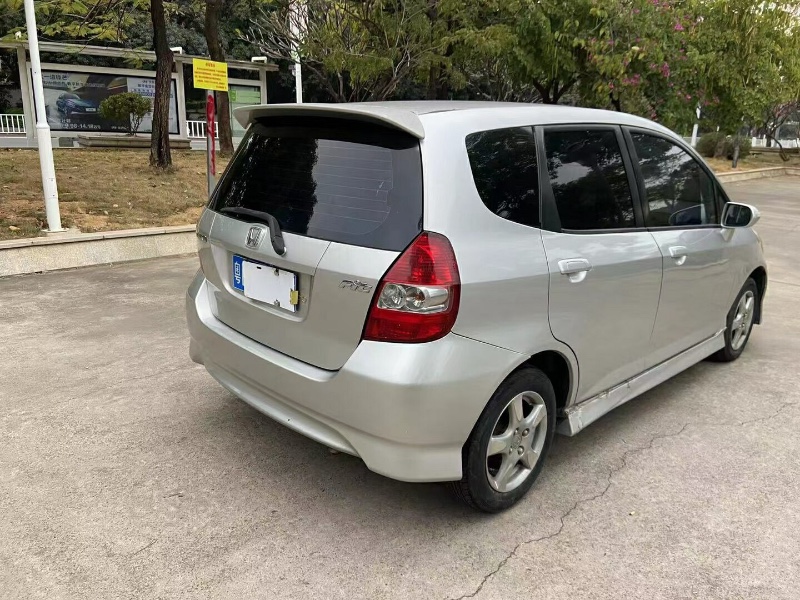 东莞08年本田飞度5