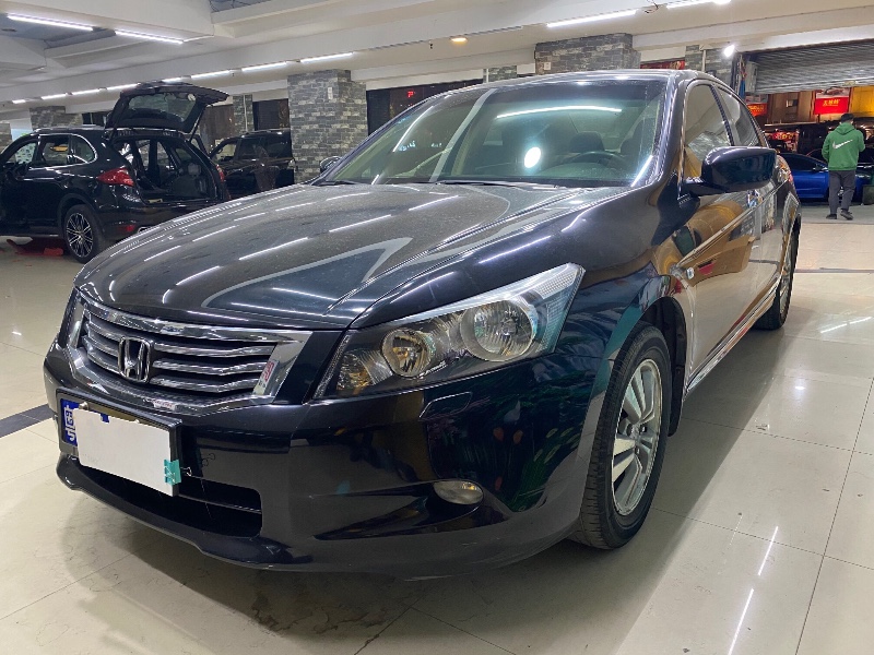 东莞10年本田雅阁2