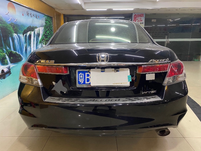 东莞10年本田雅阁4
