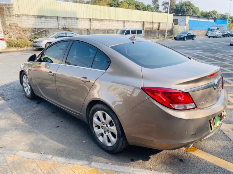 东莞13年别克君威2