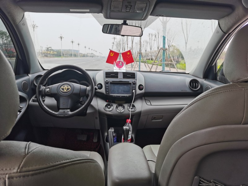 邯鄲09年豐田RAV42