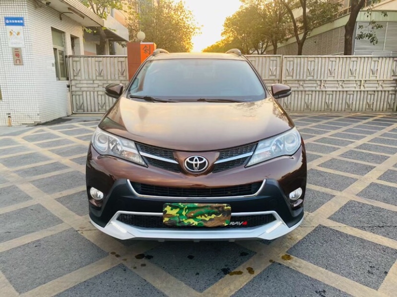 东莞14年丰田RAV4荣放7