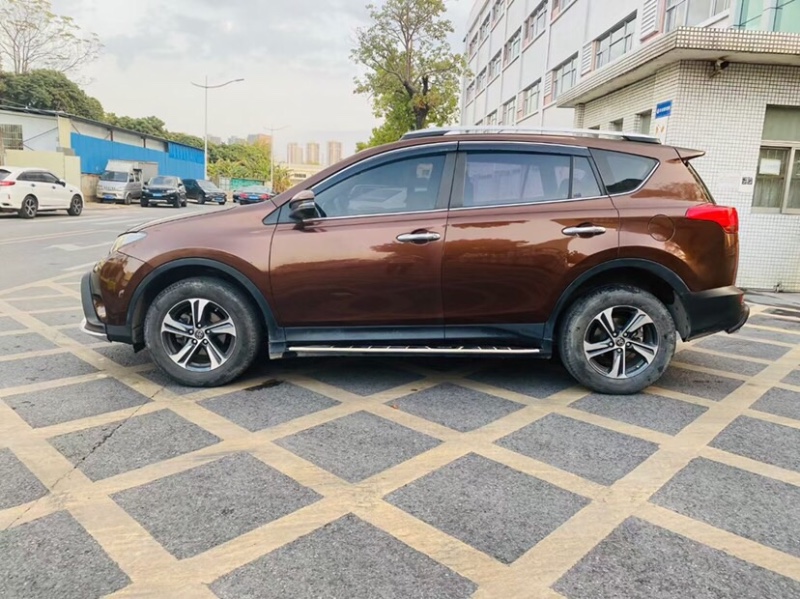 东莞14年丰田RAV4荣放4