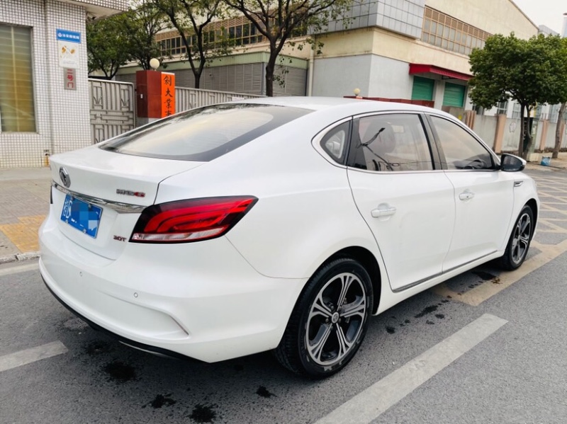 東莞19年名爵64