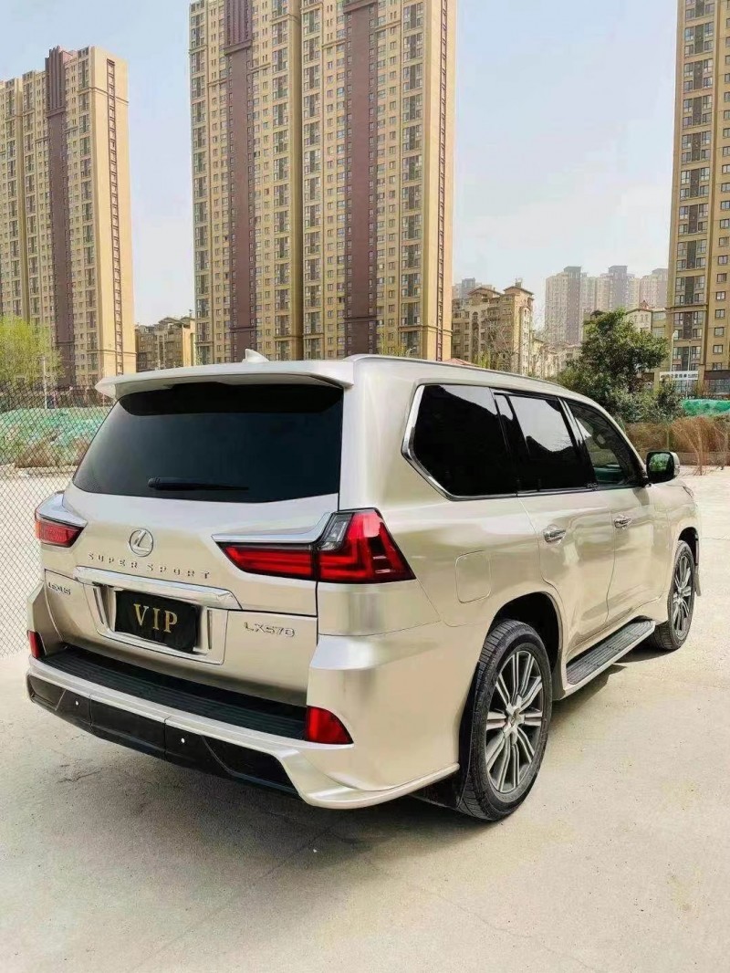 西安17年雷克薩斯LX7