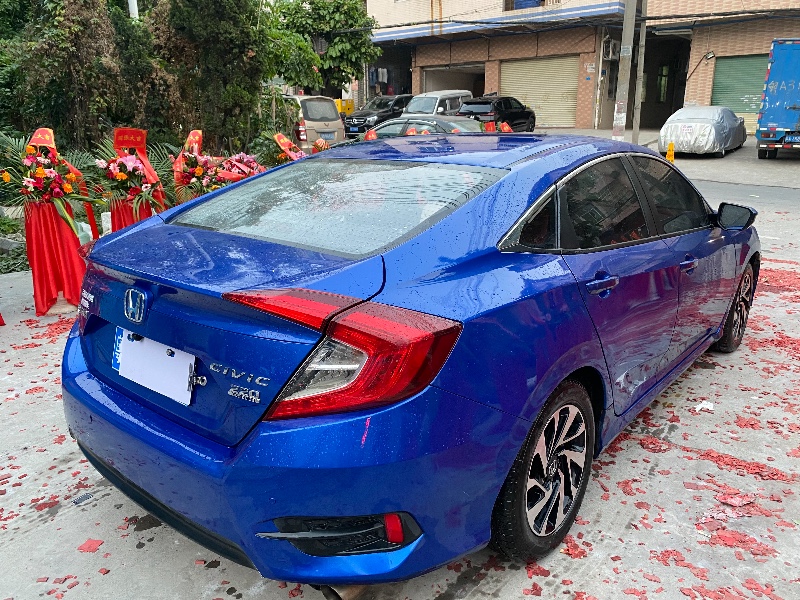 广州18年本田思域3