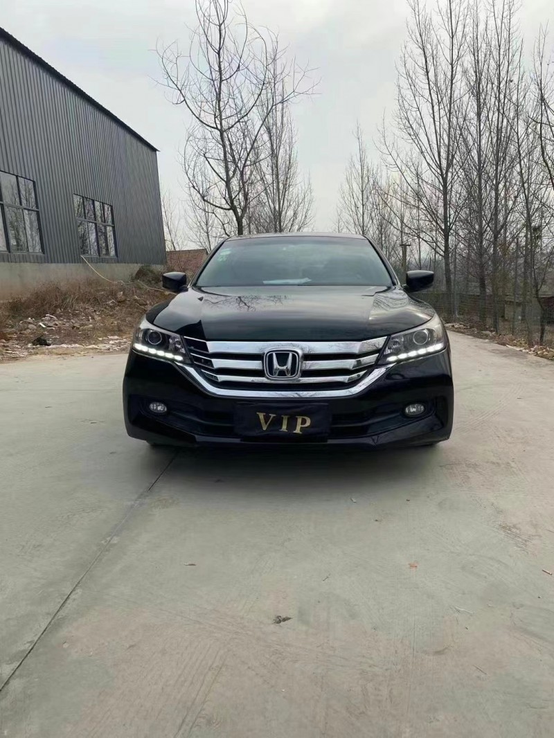 徐州15年本田雅阁1