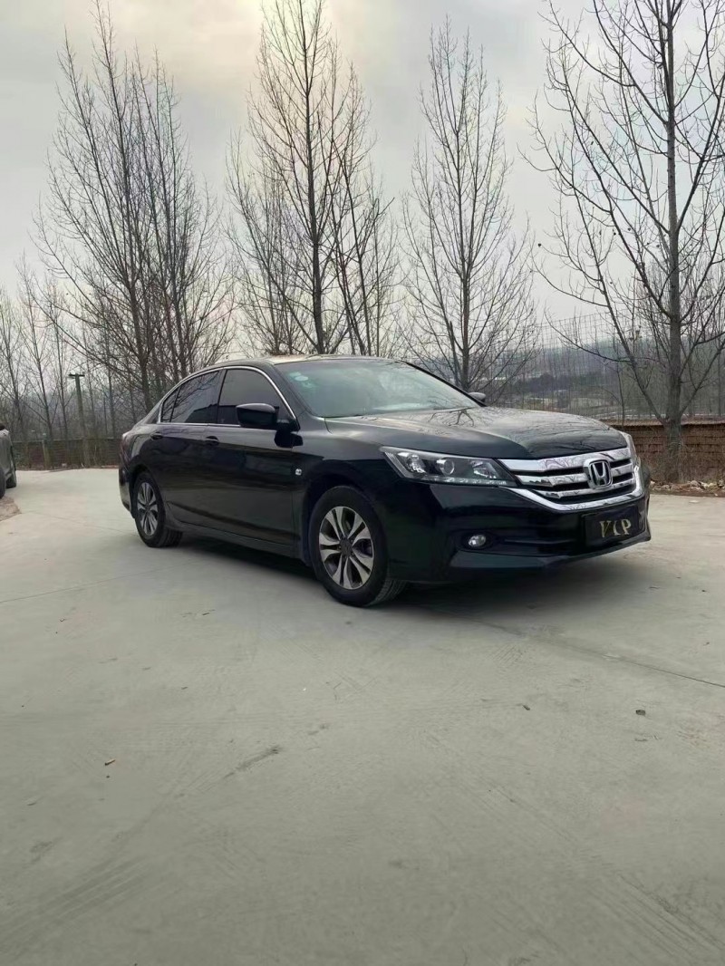 徐州15年本田雅阁2