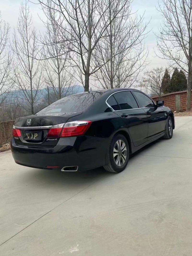 徐州15年本田雅阁4