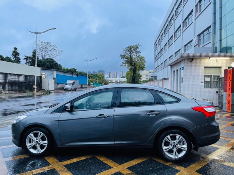 东莞15年福特福克斯3