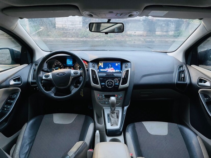 东莞15年福特福克斯1