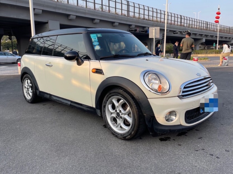 東莞12年寶馬MINI5