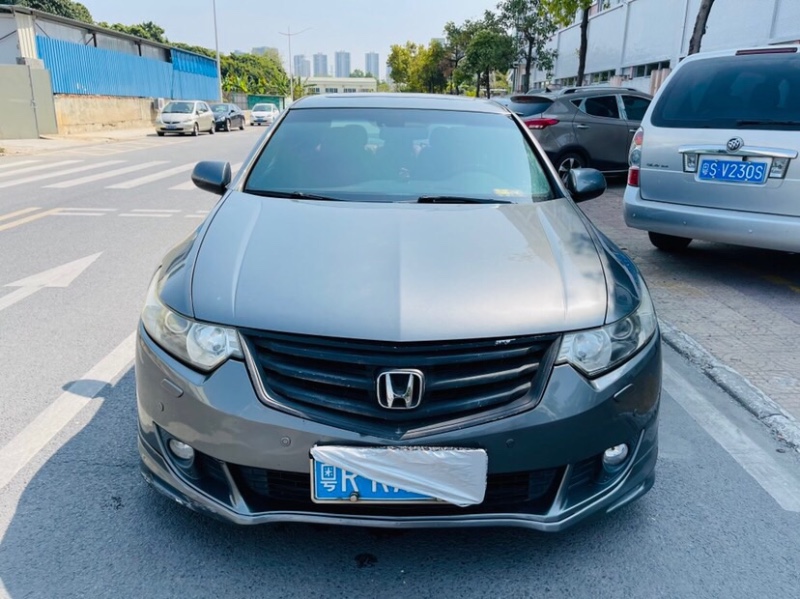东莞10年本田思铂睿6