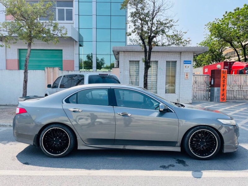 东莞10年本田思铂睿4