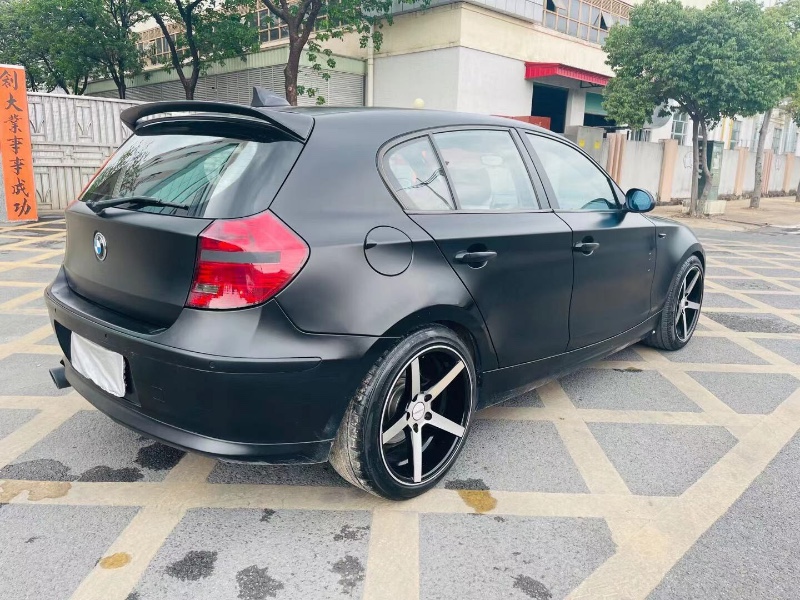 东莞09年宝马1系3