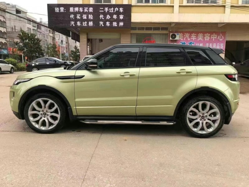 玉林13年路虎極光3