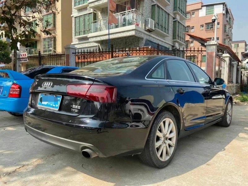 济宁13年奥迪A6L8