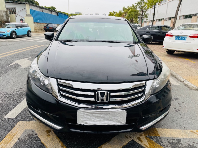 东莞09年本田雅阁7