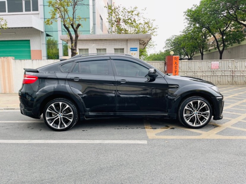 东莞12年宝马X6 M2