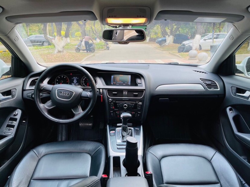 东莞16年奥迪A4L7