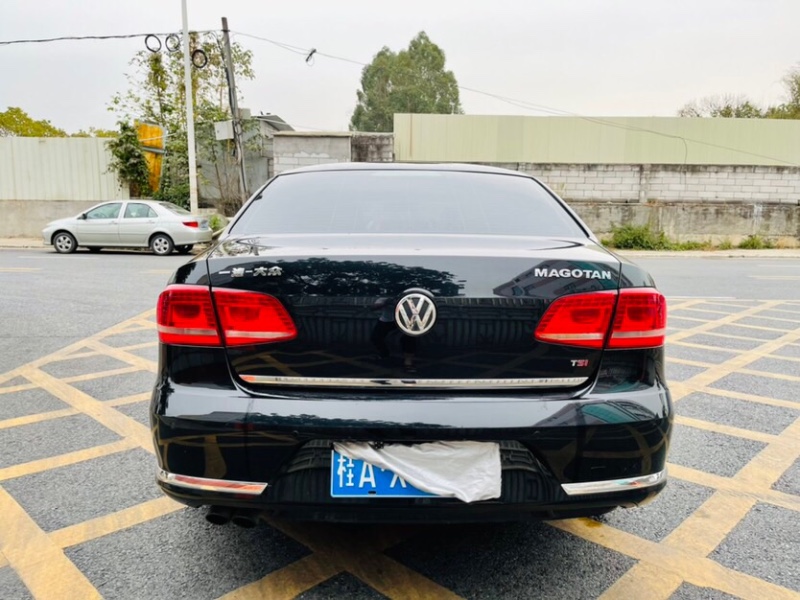 东莞13年大众迈腾2