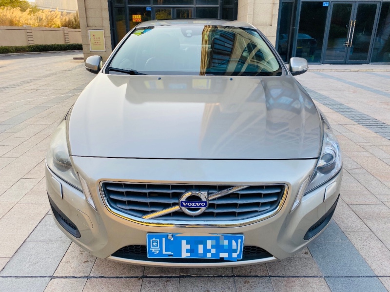 东莞11年沃尔沃S60L7